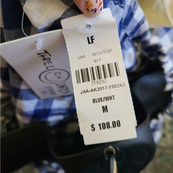 NWT LF Three Days Off Shoulder Gingham Top - Picture 6 of 8